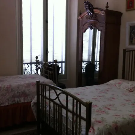 Daire The Royal Suite, Notre Dame Saint-Raphaël